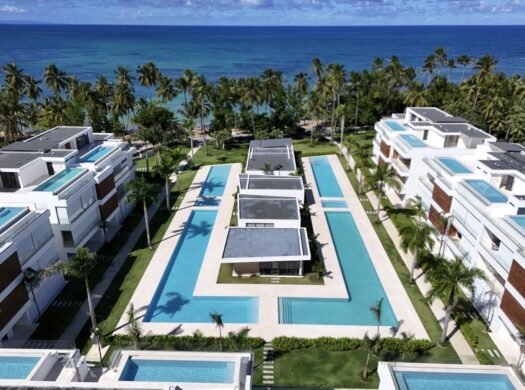 Seaview Penthouse with private pool in Portillo