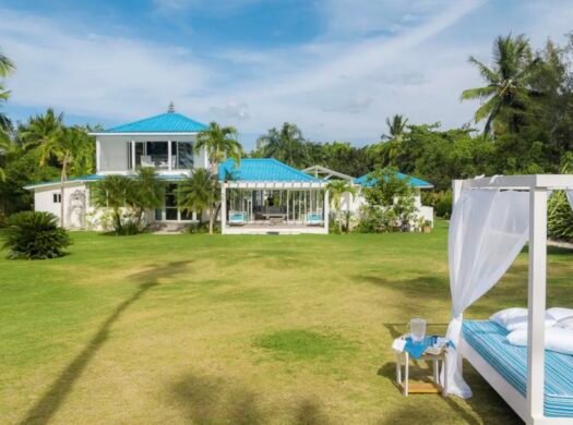 Oceanfront Villa in Las Terrenas