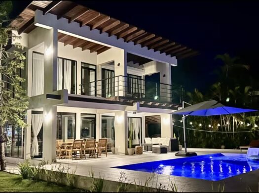Villa El Portillo for Sale